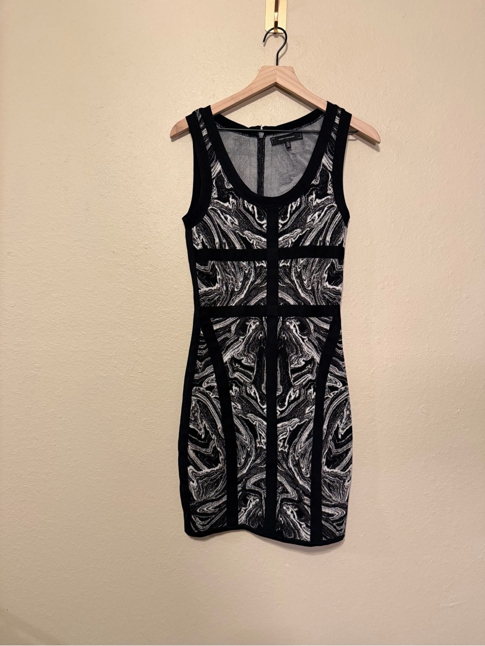 Robert Rodriguez Black and White Psychedelic  Heavy Knit Bodycon Dress Size Smal